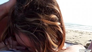 Mofos - girlfriend gives her man head on the beach